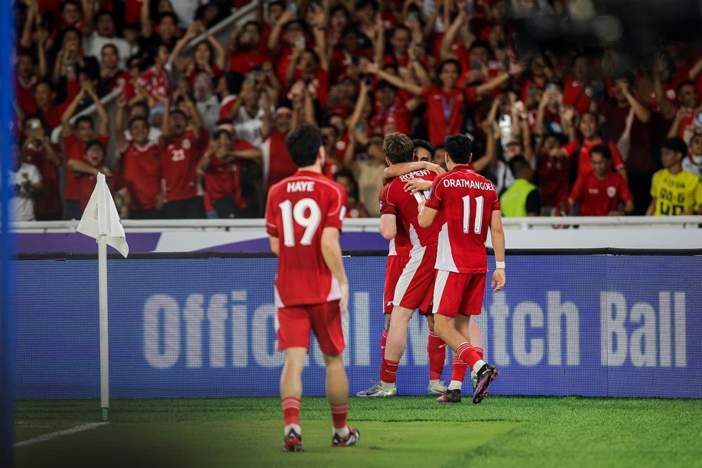 Pemain Timnas Indonesia merayakan gol ke gawang Bahrain pada laga Kualifikasi Piala Dunia 2026. (Foto : Bagaskara Lazuardi/Bola.net)