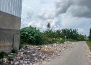 Tumpukan Sampah Dijalan Sawit Menumpuk Tanpa Solusi, Warga Gerah Bau Menyengat