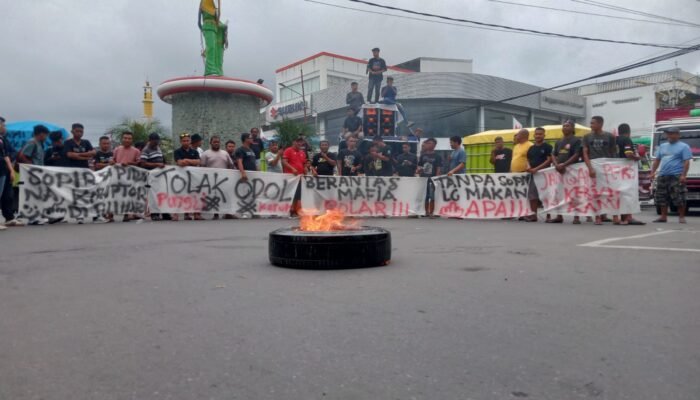 Sopir Truk dan Mahasiswa Gorontalo Tuntut Keadilan, Desak Revisi UU Lalu Lintas dan Angkutan Jalan