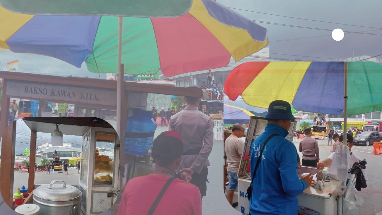 Potret Pedagang Bakso dan Es Keliling di sudut jalan saat aksi unjuk rasa (sumber foto : Zaky)