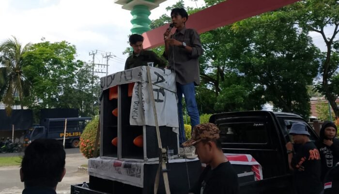 Soroti Dugaan Malpraktik RS Multazam, Kevin Lapendos Gelar Unjuk Rasa Mencari Keadilan 