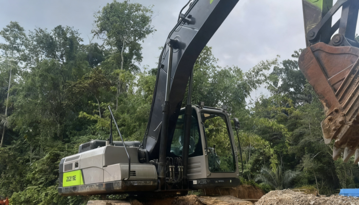 Ekskavator Diamankan di Cagar Alam Balayo, Diduga Milik Oknum Densus 88