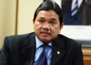 Achsanul Qosasi: Profil, Perjalanan Karier, dan Kontribusi di Dunia Pemerintahan